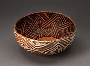 Bowl with Black Interlocking Lattice on Interior; White Interlocking Squared Spirals on Exterior