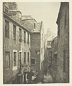 Close No. 122 Saltmarket