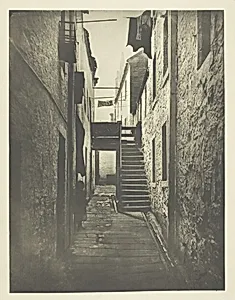 Close No. 128 Saltmarket