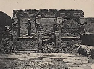 Grand Temple de Dendérah (Teutyres), Haute-Egypte, plate 17 from the album "Egypte, Nubie, Palestine et Syrie" (1852) by Maxime Du Camp