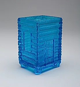 "Log Cabin" pattern spooner