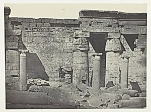 Médinet-Habou, Péristyle du Palais de Ramsès-Méiamoun; Thèbes, plate 50 from the album "Egypte, Nubie, Palestine et Syrie" (1852) by Maxime Du Camp