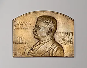 Medal Depicting Departure of United States Atlantic Fleet on Cruise Around the World