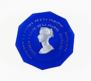 Paperweight by Baccarat Glassworks