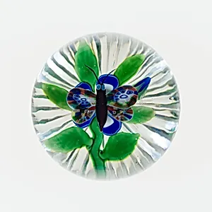 Paperweight by Baccarat Glassworks