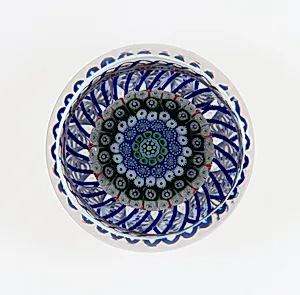 Paperweight by Compagnie de Saint Louis