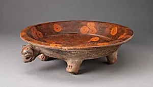 Plate in the Form of a Jaguar with Interior Painted with Floral-Like Motif