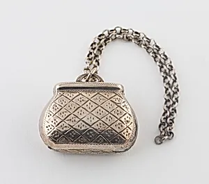 Purse-Shaped Vinaigrette
