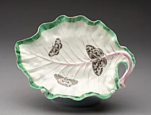 Tobacco Leaf Dish