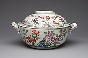 Tureen