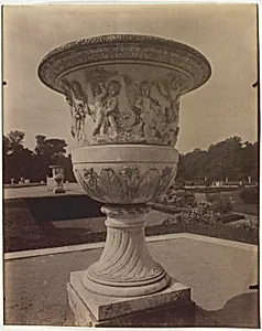 Versailles, Vase