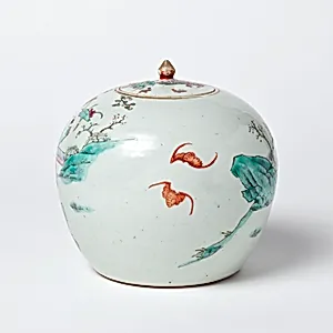 Chinesische Vase mit Deckel by Unbekannter Künstler