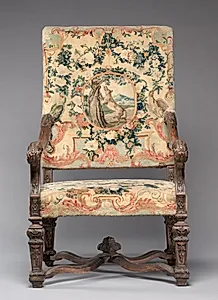 Armchair (3 of 4)