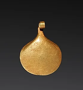 Bead in the Form of a Shell by Unknown Artist