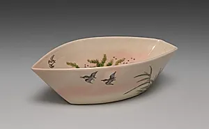 Boat-Shaped Bowl with Plovers by Seifū Yohei III (Japanese, 1851–1914)