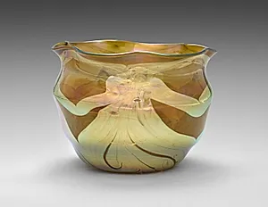 Bowl by Tiffany Glass & Decorating Company (America, New York, 1892–1902)