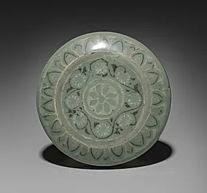 Box and Cover (lid) by Unknown Artist