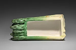 Box in the Form of Asparagus