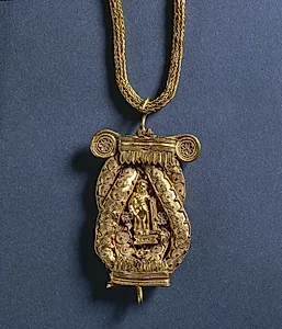 Chain and Pendant by Unknown Artist