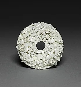 Cover for a Potpourri Vase by Saint Cloud Porcelain Factory (French)