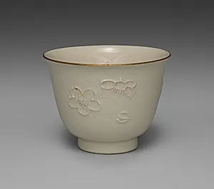 Drinking Cup from Dining Set with Plum Blossoms and Cracked-Ice by Seifū Yohei II (Japanese, 1844–1878)