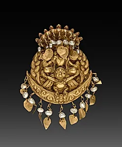 Earring with Four-Armed Vishnu Riding Garuda with Nagas (serpent divinities) by Unknown Artist