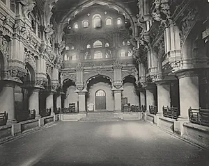 Entrance to Torumal Paiks Palace by A. W. A. Plâté Studio (Ceylonese)