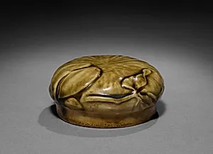 Ginger Jar Cover by Tiffany Studios (America, New York, 1902–1932)