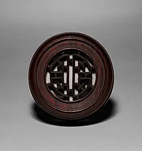 Jar (lid) by Unknown Artist