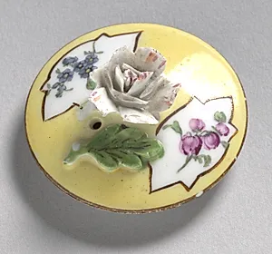Lid for a Teapot