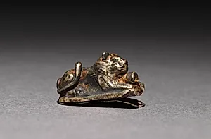 Recumbent Lion Bead by Unknown Artist