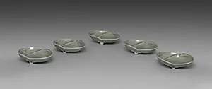 Saucers with Matching Shells by Seifū Yohei III (Japanese, 1851–1914)