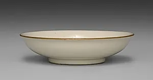 Small Dish from Dining Set with Plum Blossoms and Cracked-Ice by Seifū Yohei II (Japanese, 1844–1878)