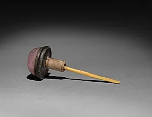 Snuff Bottle (stopper) by Unknown Artist