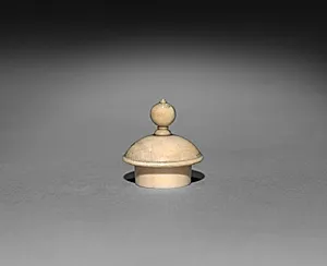Snuff Bottle (stopper) by Unknown Artist