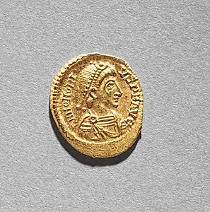 Solidus of Arkadios (obverse) by Unknown Artist