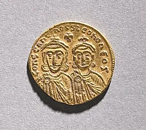 Solidus wtih Leo IV the Khazar and His Father Constantine V Copronymus (reverse) by Unknown Artist