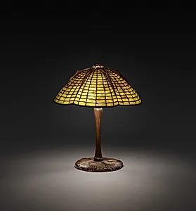 Spider and Web Table Lamp by Tiffany Studios (America, New York, 1902–1932)