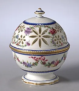 Sponge Box by Sèvres Porcelain Factory (French, est. 1756)