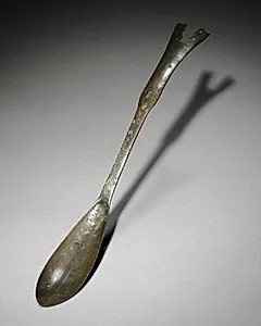 Spoon with Fish-Tail Design by Unknown Artist