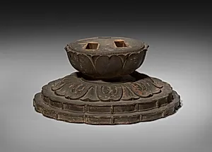Standing Shokannon (lotus base) by Unknown Artist