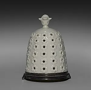 Sugar Caster (cover) by Saint Cloud Porcelain Factory (French)