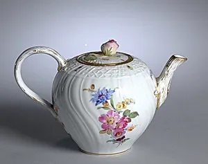 Teapot by Meissen Porcelain Factory (German, est. c. 1710)