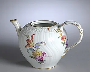 Teapot by Meissen Porcelain Factory (German, est. c. 1710)