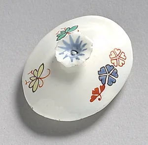 Teapot (cover) by Chantilly Porcelain Factory (French)