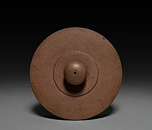 Teapot: Yixing ware (lid) by Unknown Artist
