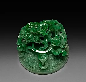 Three-Sectional Altar Group: Koro (lid) by Unknown Artist