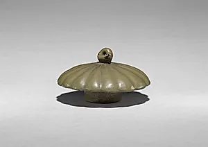 Wine Pot (lid) by Unknown Artist