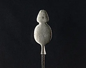 Arrowhead (<i>Yanone</i>)