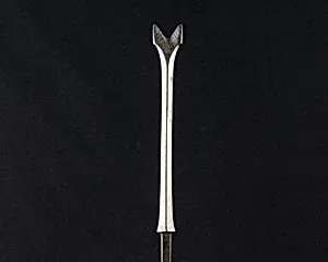 Arrowhead (<i>Yanone</i>)